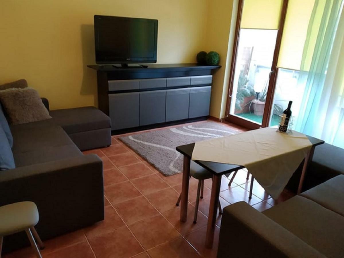 Platan 4D Apartment ชวีโนวิชแจ ภายนอก รูปภาพ